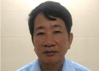 Khoi to nguyen giam doc bao hiem xa hoi Bac Giang hinh anh