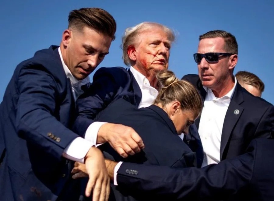 Hinh anh gay soc vu xa sung tai cuoc van dong tranh cu cua ong Trump hinh anh