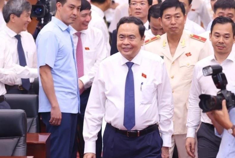 Chu tich Quoc hoi du khai mac Ky hop thu 18 HDND TP Hai Phong hinh anh