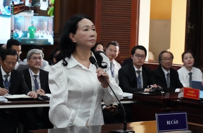 Truong My Lan dung thu doan gi de chuyen hang ty USD ra nuoc ngoai? hinh anh