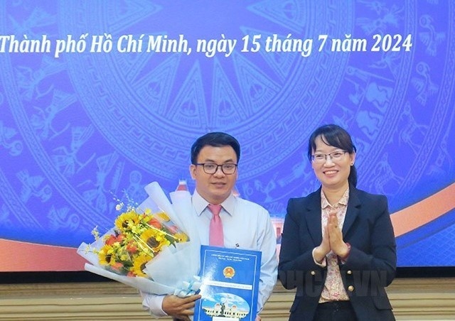 Dieu dong nhan su anh 2