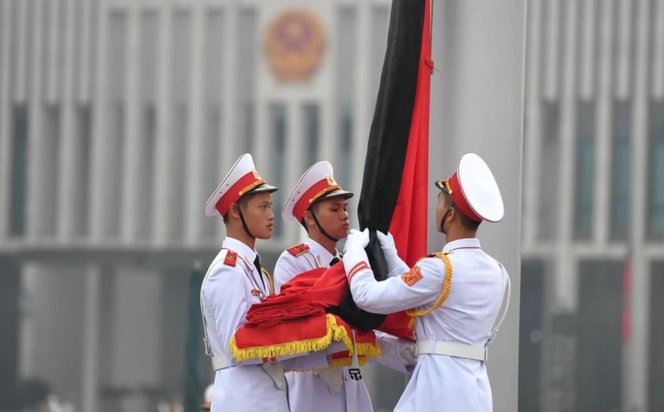 Quy dinh ve viec to chuc Le Quoc tang nhu the nao? hinh anh