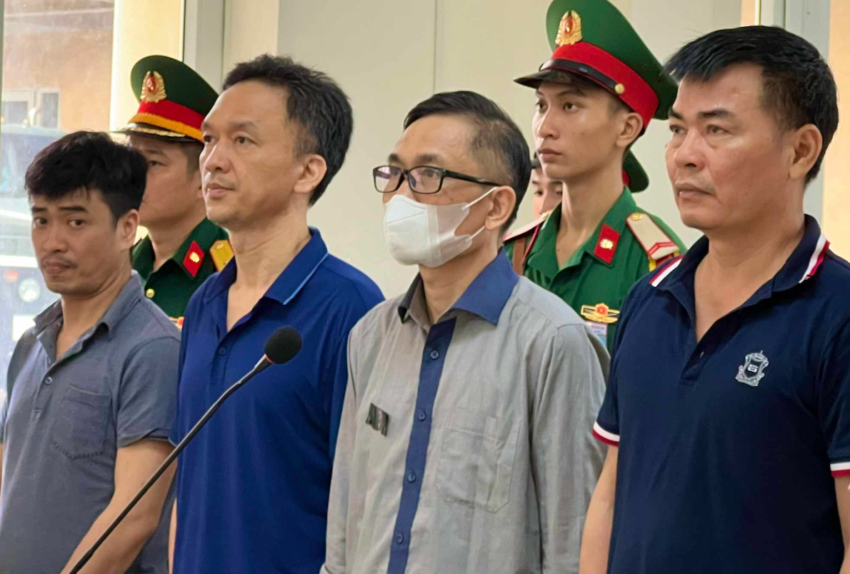 Phan Quoc Viet duoc Toa an Quan su Trung uong giam an 3 nam tu hinh anh