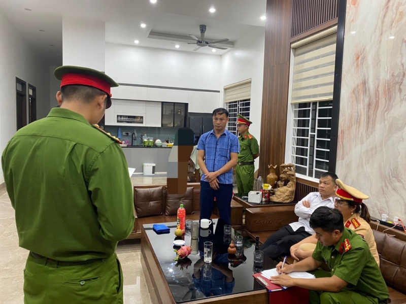 Tham dinh ho so,  Trai phap luat,  Duong Ngoc Nam,  Le Van Hanh anh 2