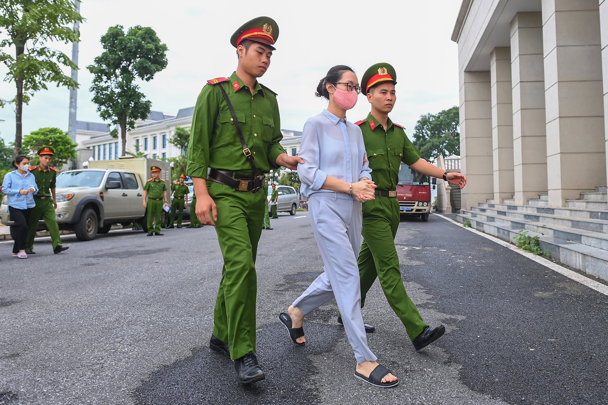 Trinh Van Quyet,  Tap doan FLC,  FLC anh 9