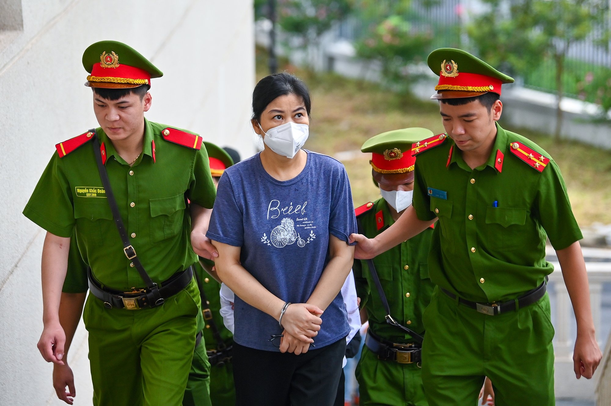 Trinh Van Quyet,  Tap doan FLC,  FLC anh 7