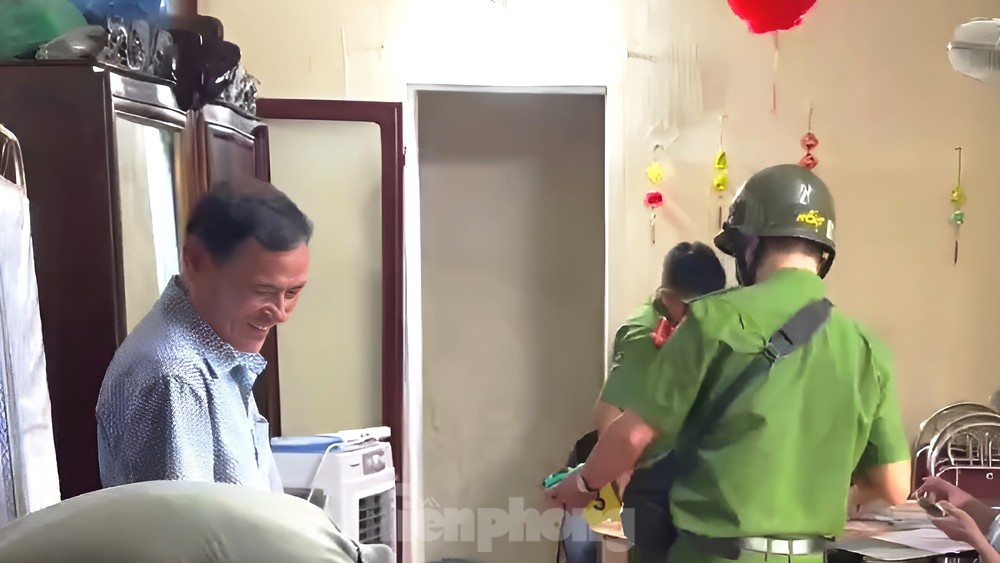 Thuoc la nhap lau,  Ngo Van Tri,  Nguyen Thi Thanh Loan anh 2