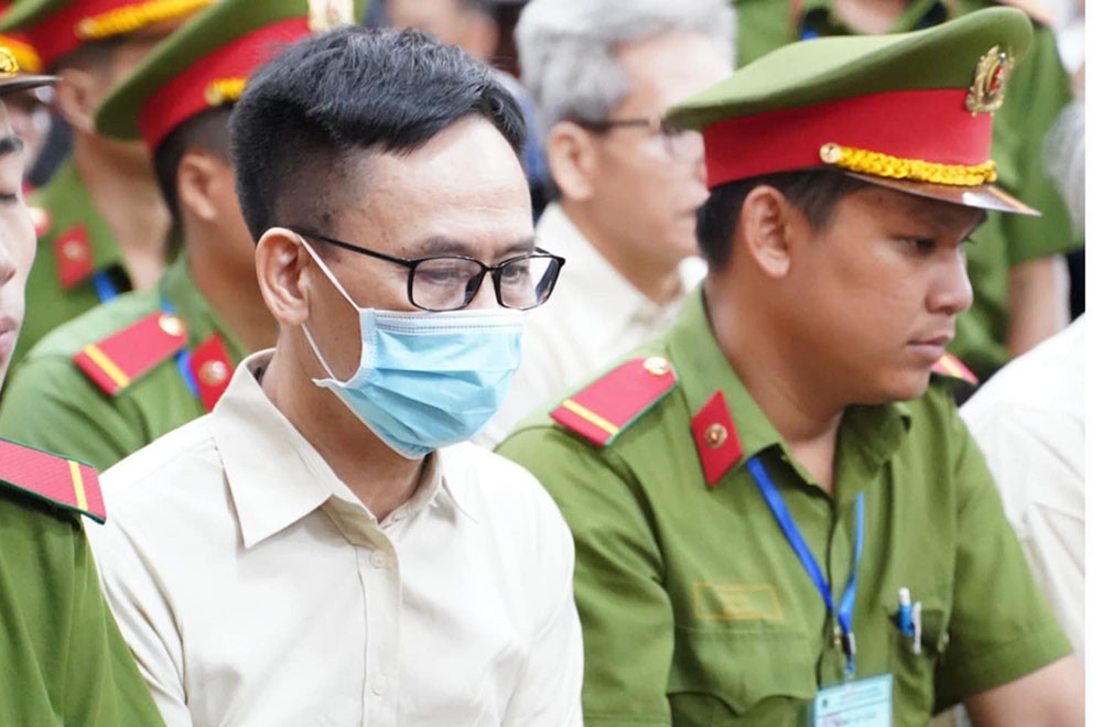 Cuc dang kiem,  Tran Ky Hinh,  Dang Viet Ha anh 1