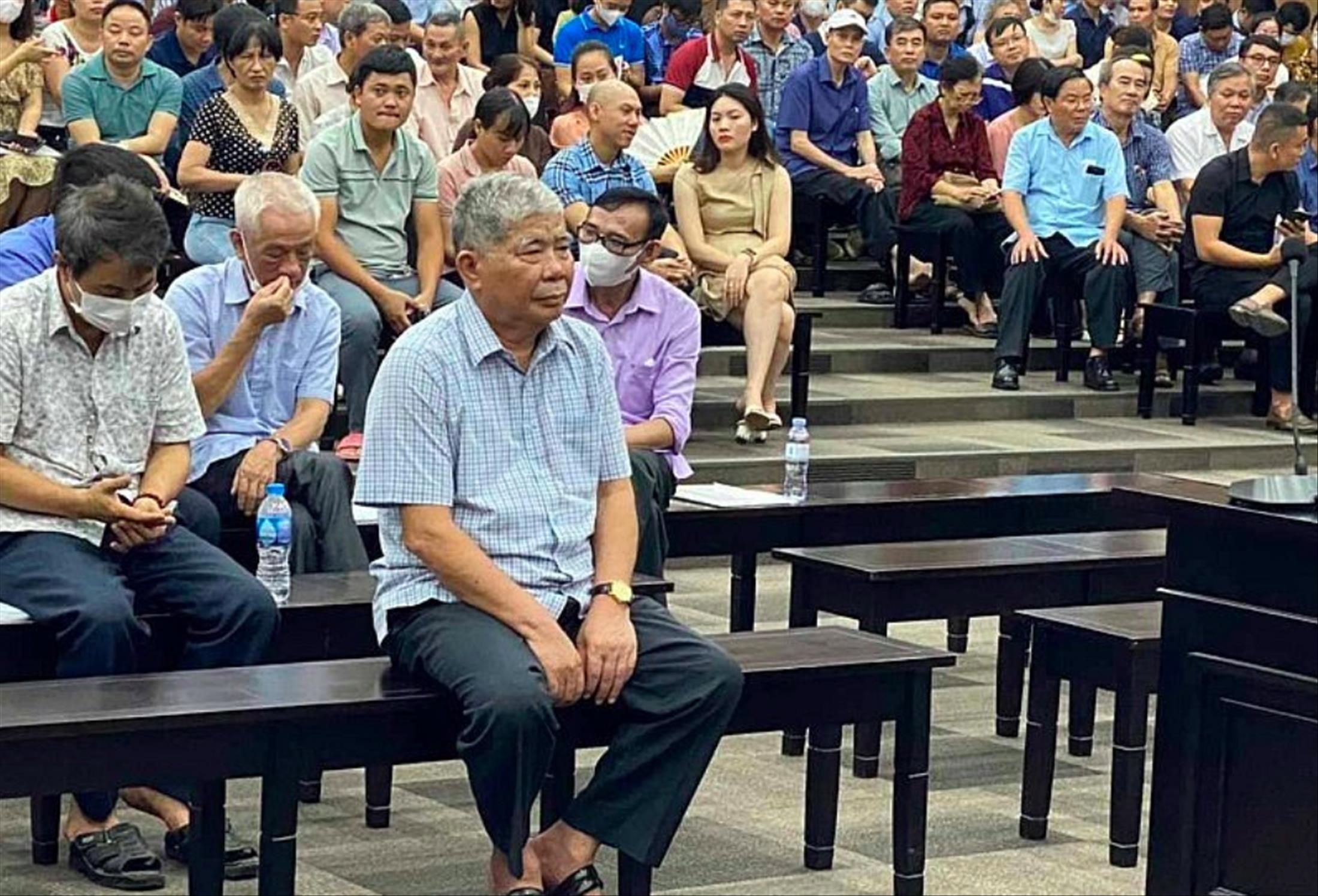 Tiep tuc dieu tra Le Thanh Than vu chuyen nhuong du an VP6 Linh Dam hinh anh