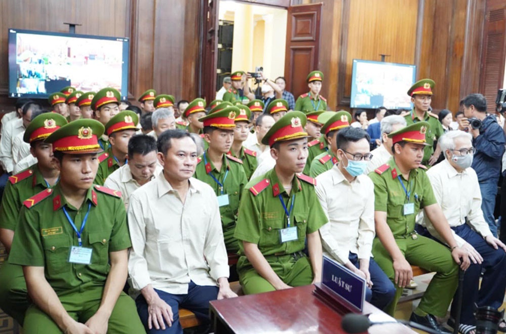 Cuc dang kiem,  Tran Ky Hinh,  Dang Viet Ha anh 3