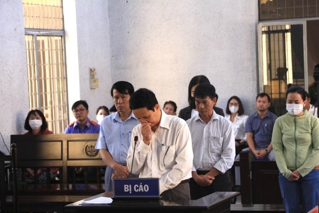 Cuu Giam doc CDC,  CDC Dak Lak,   Trinh Quang Tri,  Tran Thanh My,  Dang Minh Tuyet,  Tran Thi Nguyen Hang anh 2