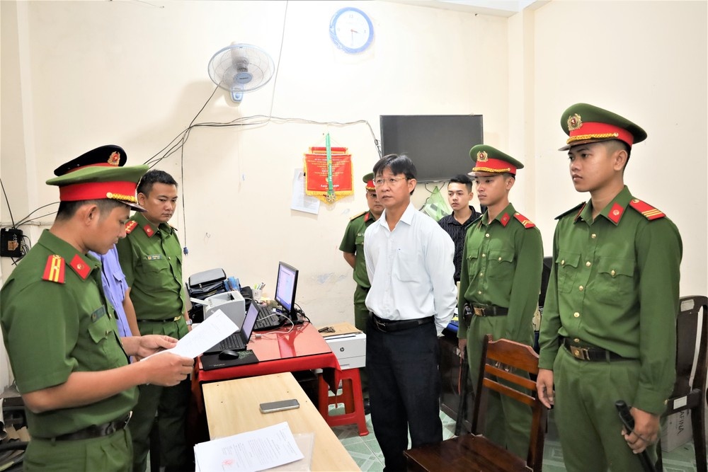 Cong nghiep Hau Giang,  Pham Minh Toan,  Ngo Tan Quoc anh 3