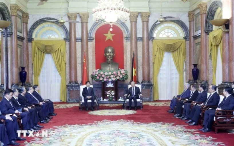 Chu tich nuoc To Lam anh 2