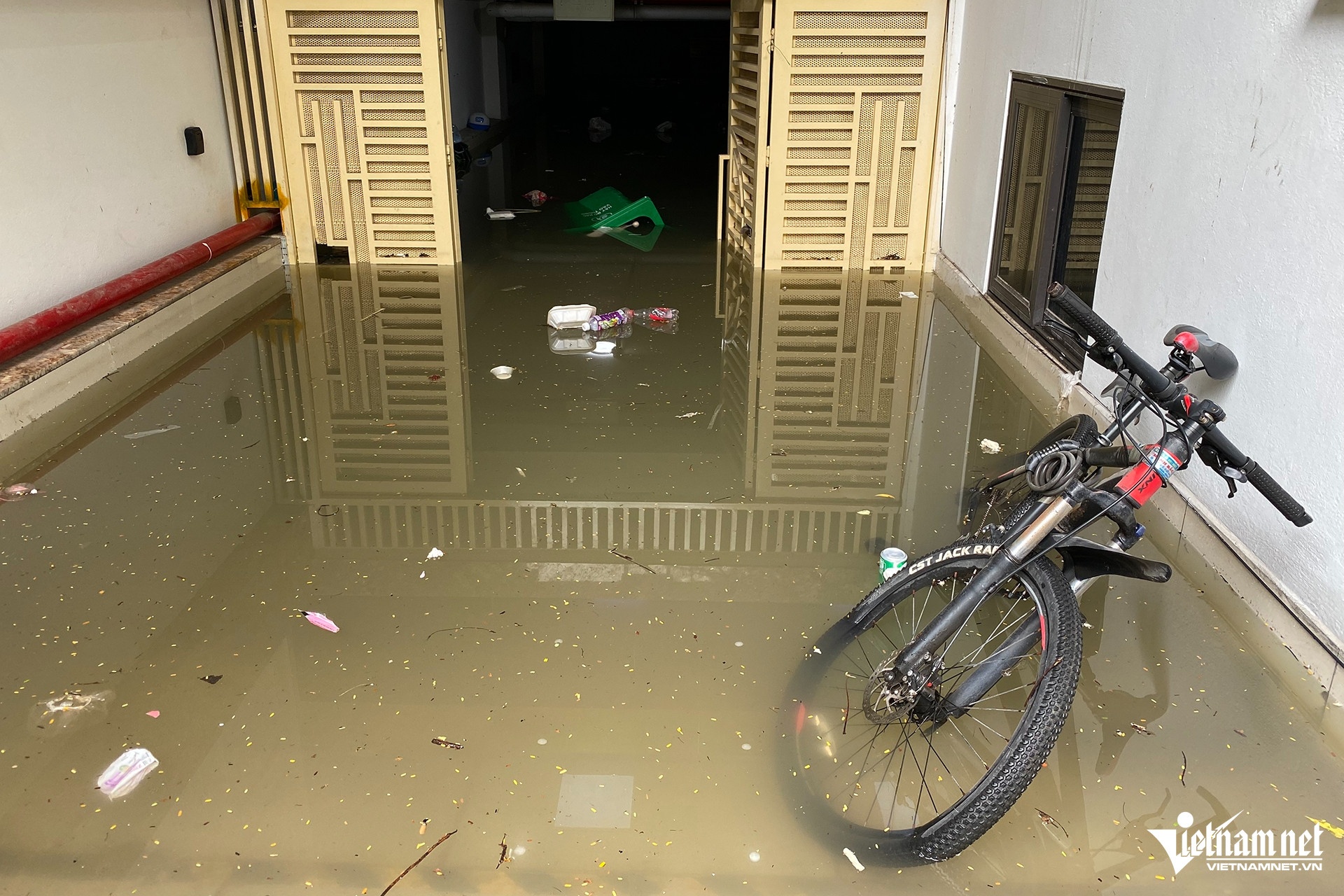 Phan Thi Sinh Ha Noi anh 2