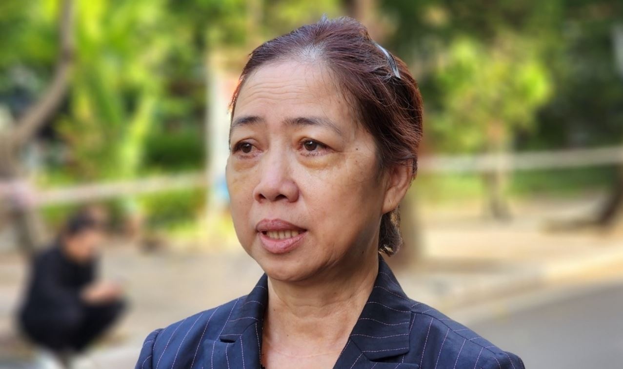 Bay tu Belarus, Kon Tum, cho 13 gio de vieng Tong Bi thu hinh anh