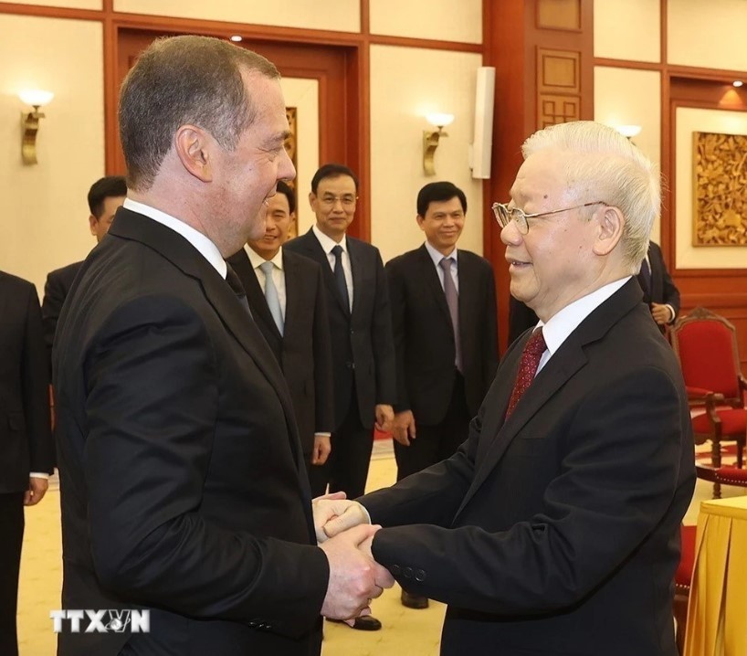 le tang Tong bi thu anh 2