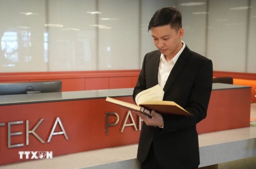 Nguyen Phu Trong anh 2