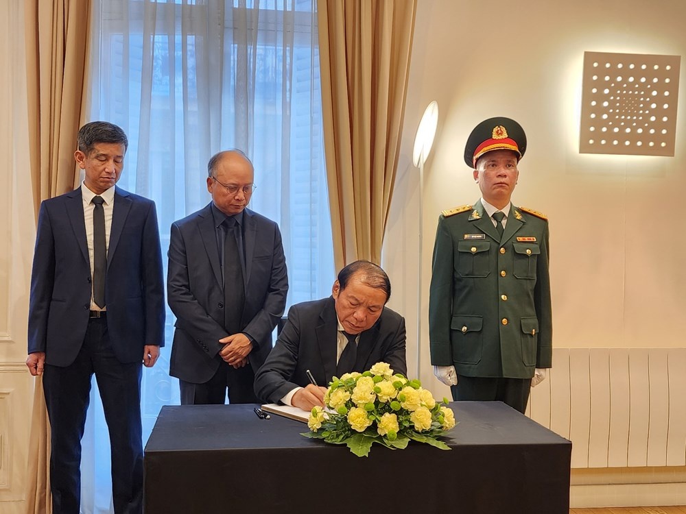 Quoc tang Tong bi thu anh 4