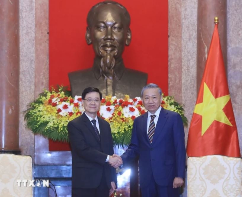 Chu tich nuoc To Lam anh 1