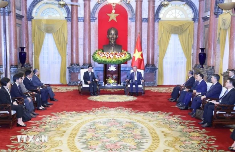 Chu tich nuoc To Lam anh 3