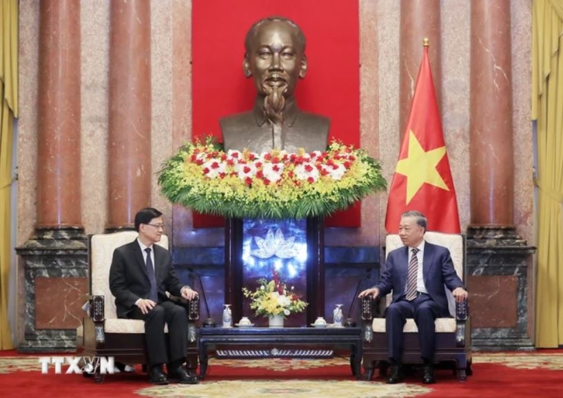 Chu tich nuoc To Lam anh 4