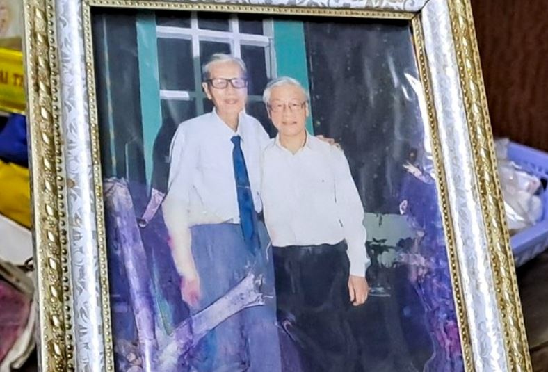 Tinh thay tro dac biet cua Tong Bi thu Nguyen Phu Trong hinh anh