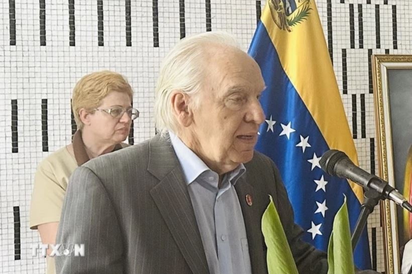 Nguyen Phu Trong anh 2