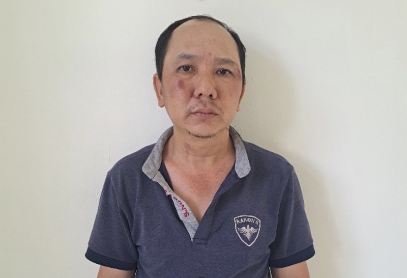 Tung hinh anh 'an ai' cua ban gai cu vi khong chiu han gan tinh cam hinh anh