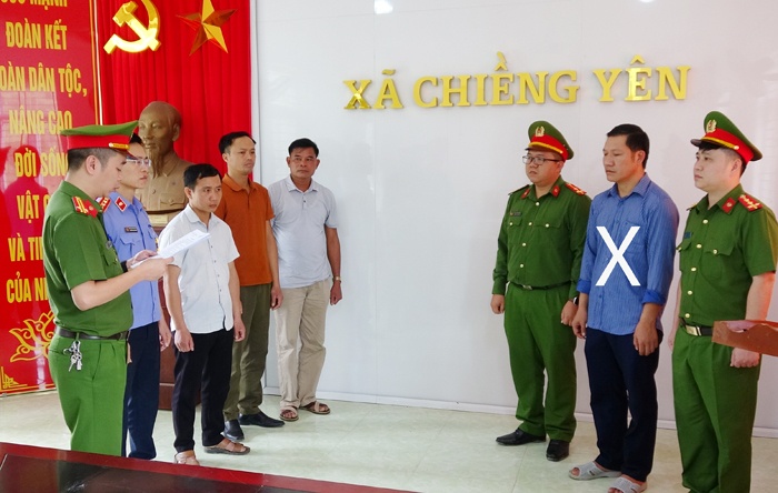 Lam gia tai lieu,  Ha Van Phuc,  Chieng Yen,  Phan Cao Cuong anh 1