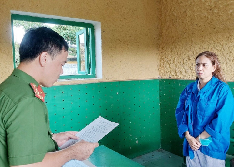 Bat tam giam nguoi phu nu sat hai chong o Dong Thap hinh anh