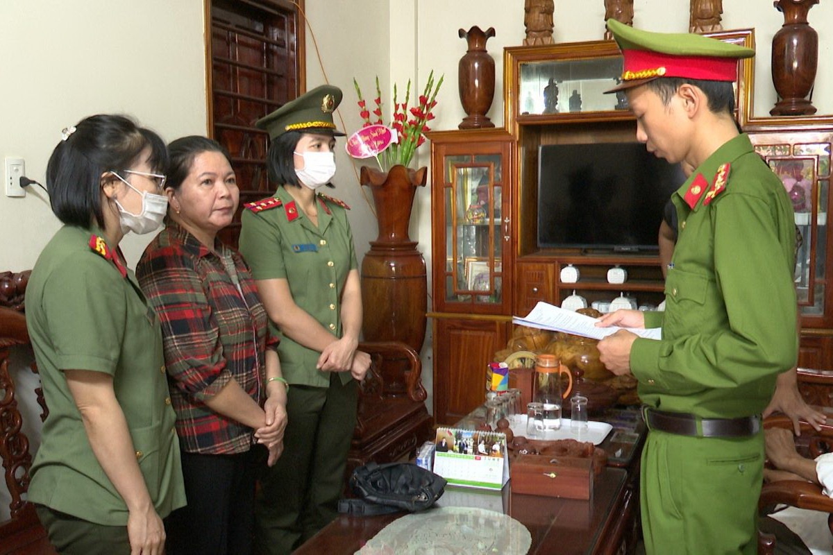 Cho vay nang lai,  Le Thi Huong,  Quang Tri anh 1