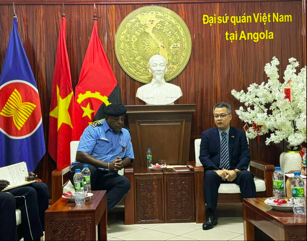 DSQ lam viec voi canh sat Angola vu hai cong dan Viet Nam tu vong hinh anh