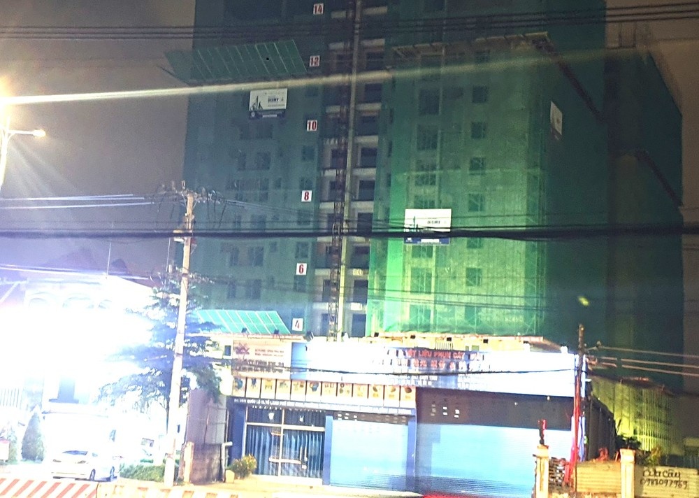 Tho ho tu vong bat thuong trong cong trinh o Binh Duong hinh anh