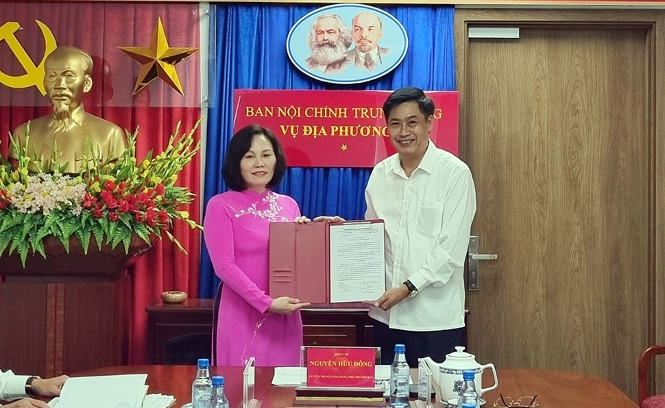 Dieu dong PGD So Tai chinh TP.HCM ve Ban Noi chinh Trung uong hinh anh