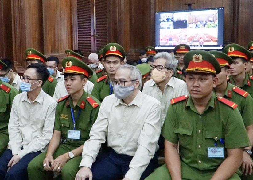 Dong chu dac biet tren phong bi dung tien chung chi cho cuu cuc truong hinh anh