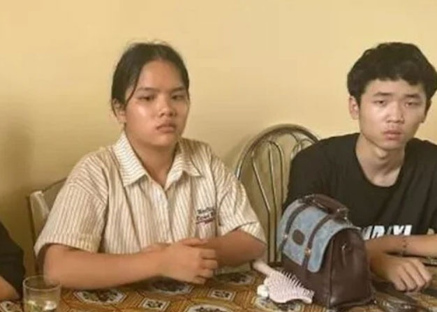 Bat 3 nguoi nuoc ngoai sat hai tai xe, cuop taxi, gay tai nan hinh anh