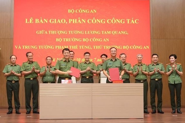 Trung tuong Pham The Tung lam Thu truong Co quan ANDT Bo Cong an hinh anh