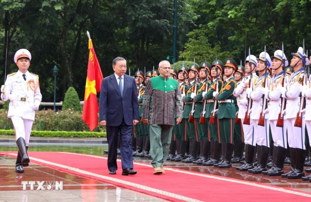 Chu tich nuoc To Lam anh 1