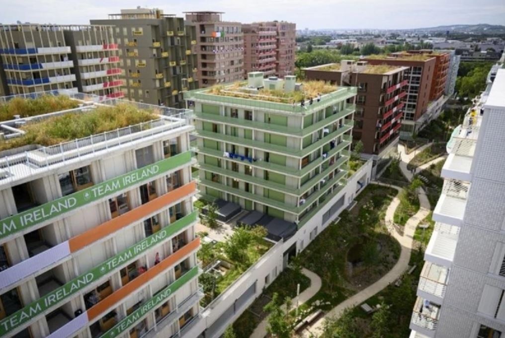 Vi sao Phap khong lap dieu hoa tai lang van dong vien Olympic? hinh anh