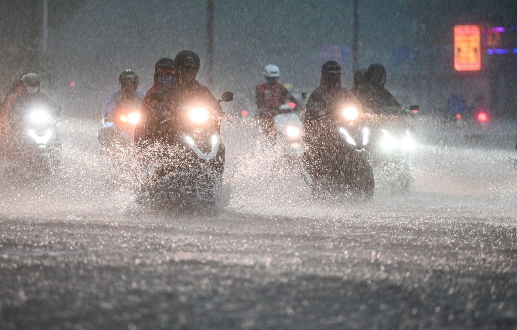 Bac Bo tiep tuc hung mua lon dien rong hinh anh