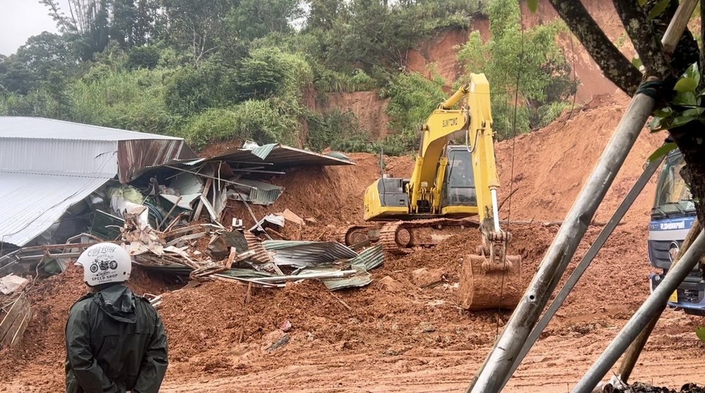 Kiem diem tap the, ca nhan lien quan vu sat lo o Lam Dong hinh anh