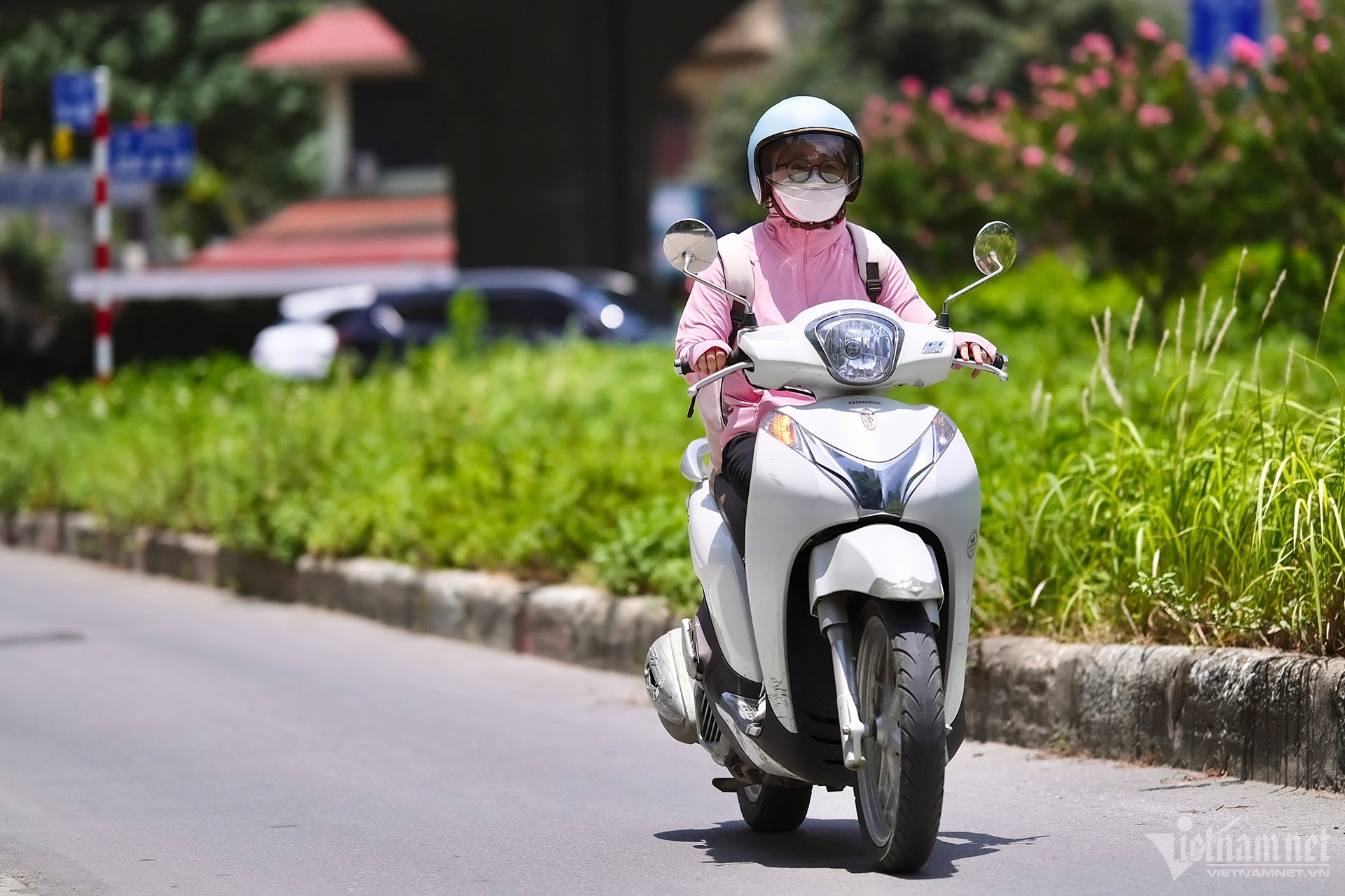 Mien Bac nang nong manh ngay khi dut mua lon hinh anh
