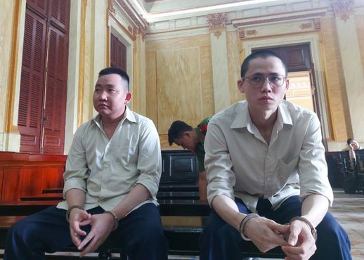 Phat tong cong 37 nam tu 2 bi cao tham o hang tram dien thoai di dong hinh anh