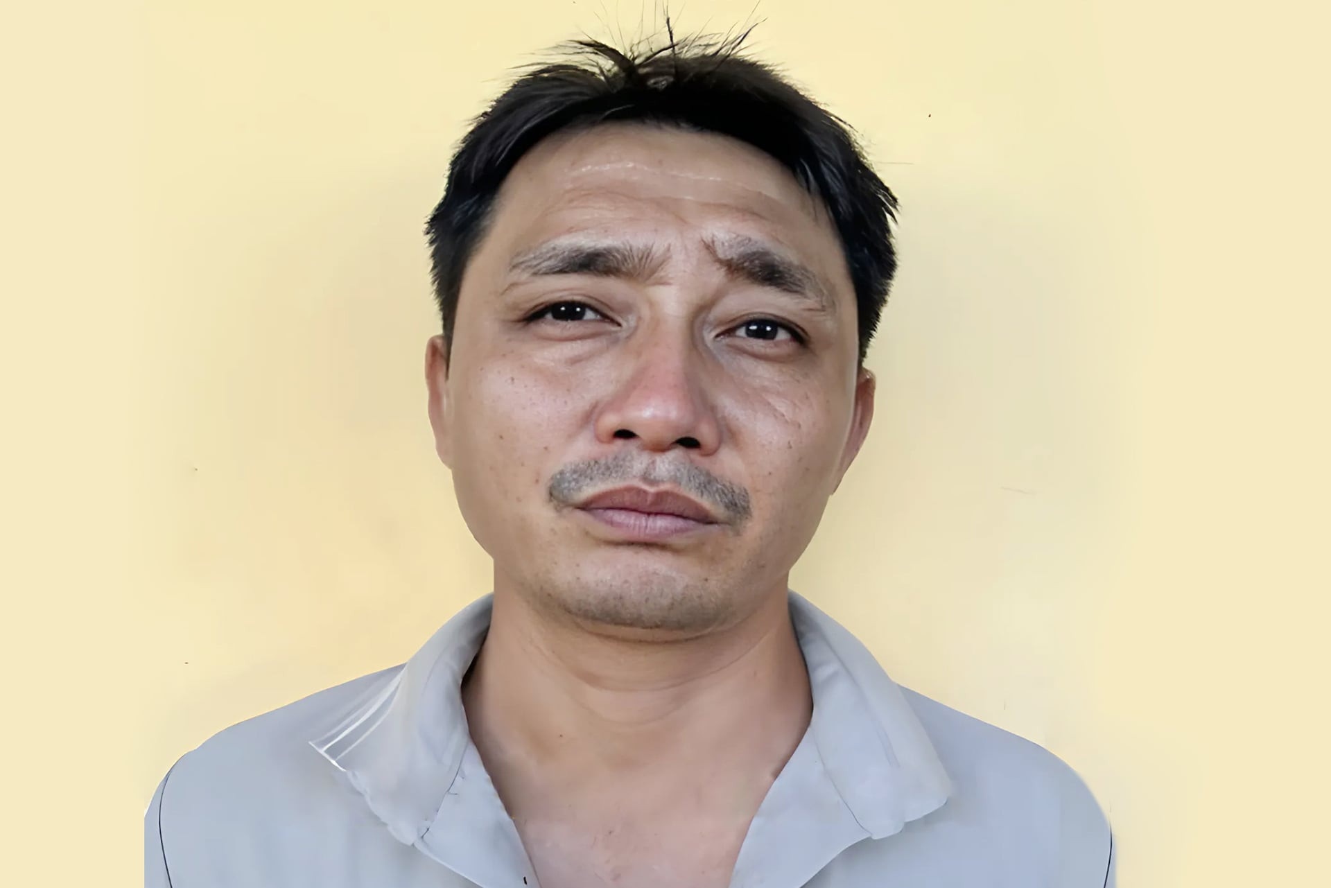 Khoi to doi tuong trom 8 qua ta thep cua cong trinh duong day 500kV hinh anh