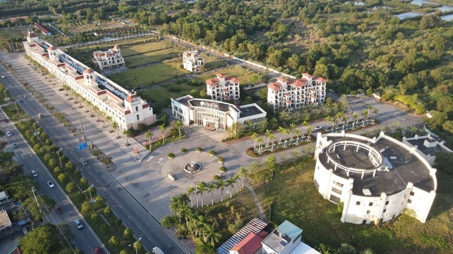 Hiep Phong Viet Nam,  Our City,  Cong ty Hiep Phong anh 2