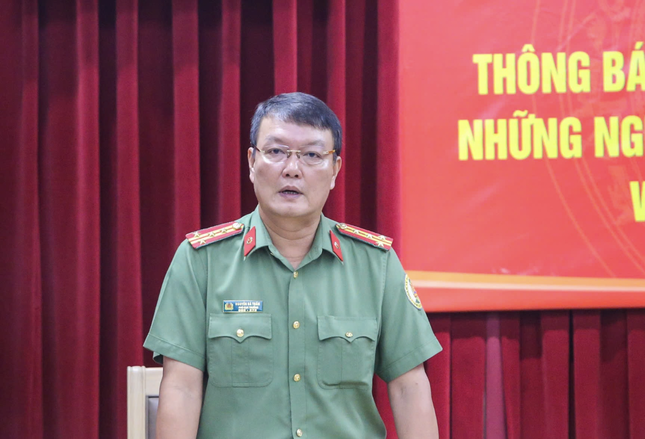 Cuc Xuat Nhap canh ly giai vuong mac khi lam ho chieu truc tuyen hinh anh