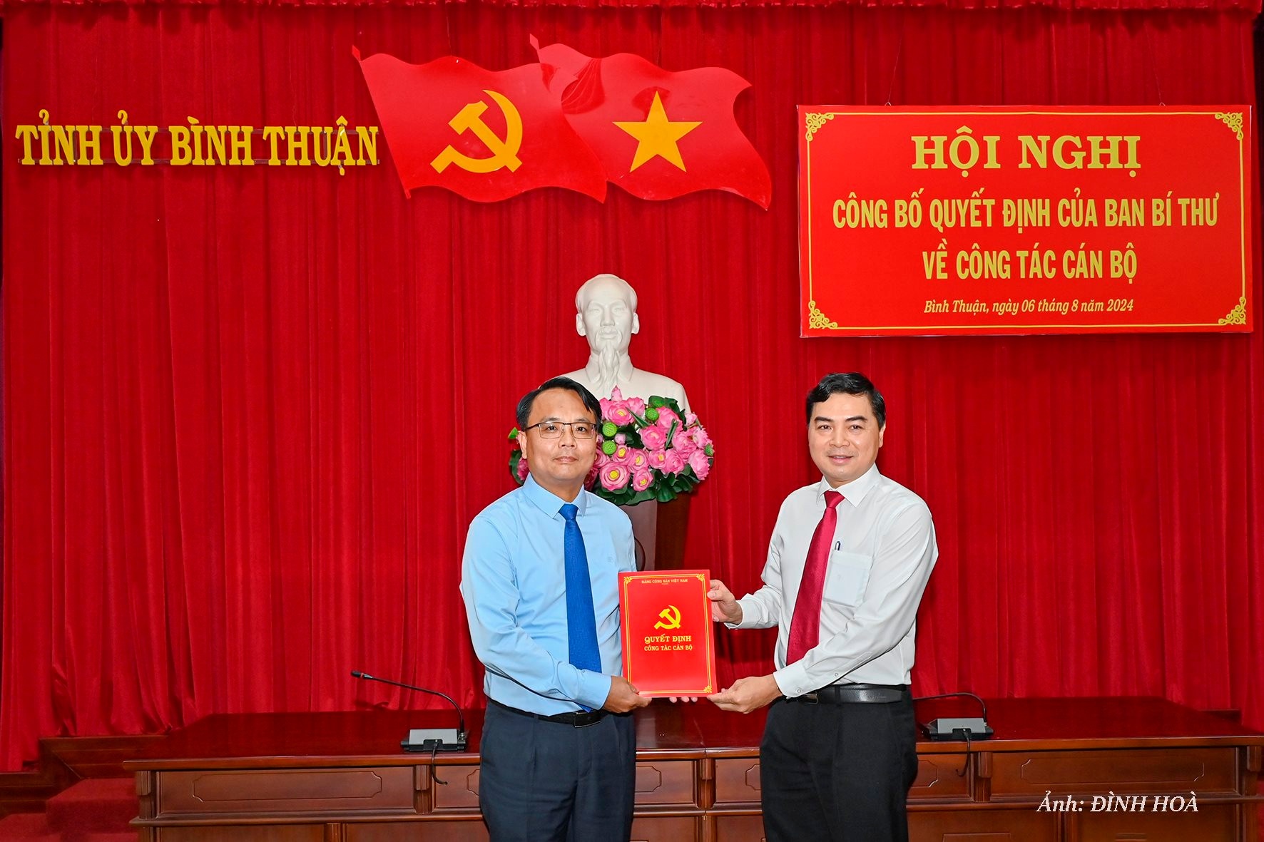 Chuan y ong Dang Hong Sy lam Pho Bi thu Tinh uy Binh Thuan hinh anh