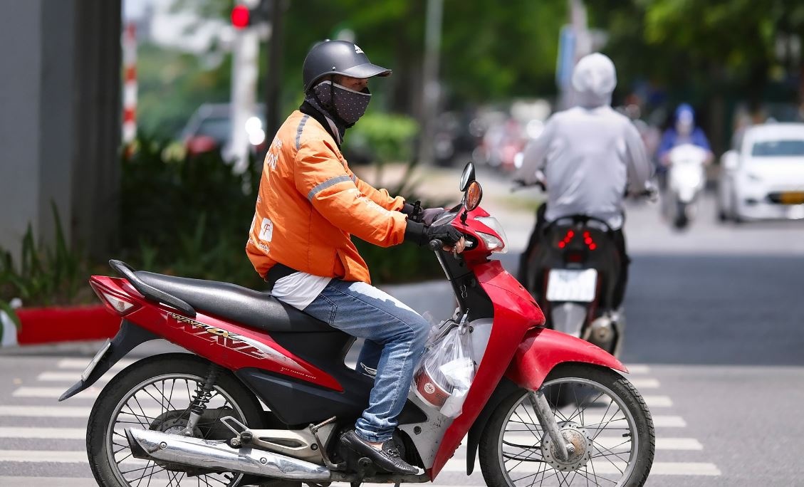 Nang nong gay gat tiep tuc o mien Bac hinh anh