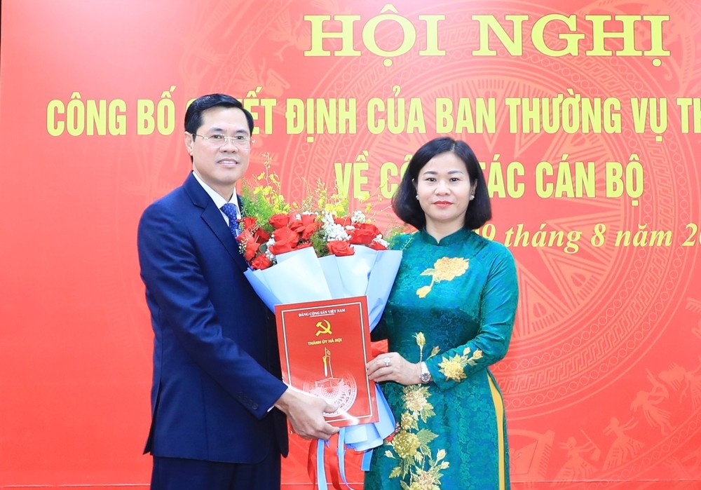 Thanh uy Ha Noi anh 1