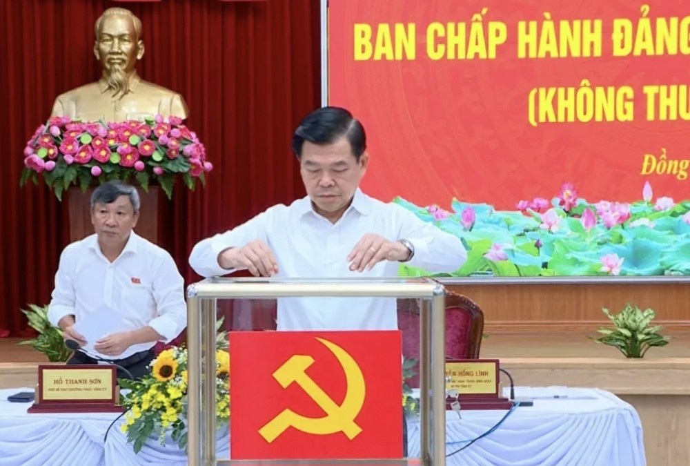 Quyen Chu tich UBND tinh Dong Nai duoc bau lam Pho Bi thu Tinh uy hinh anh